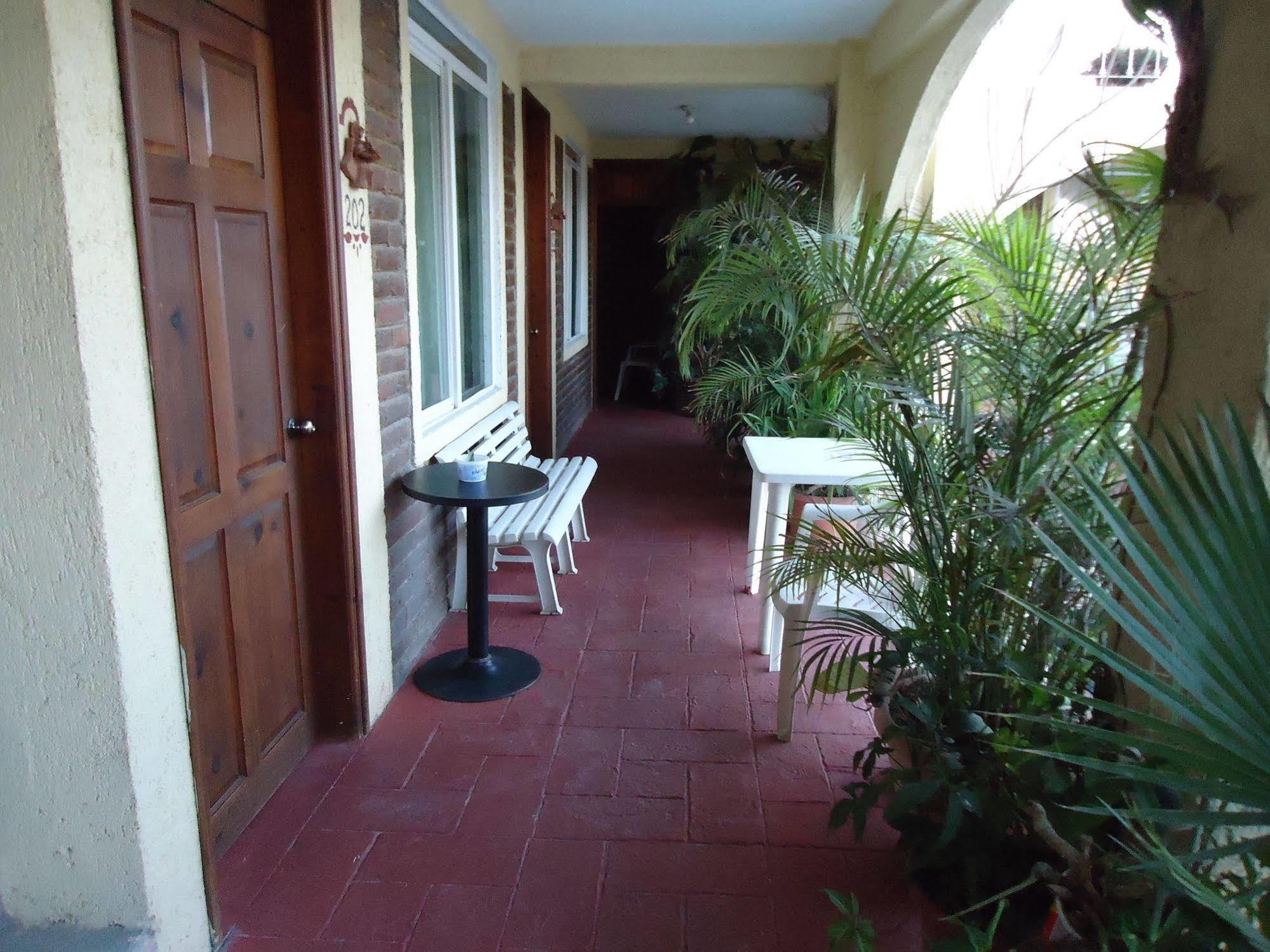 Hotel Baja Cabo à Cabo San Lucas Extérieur photo